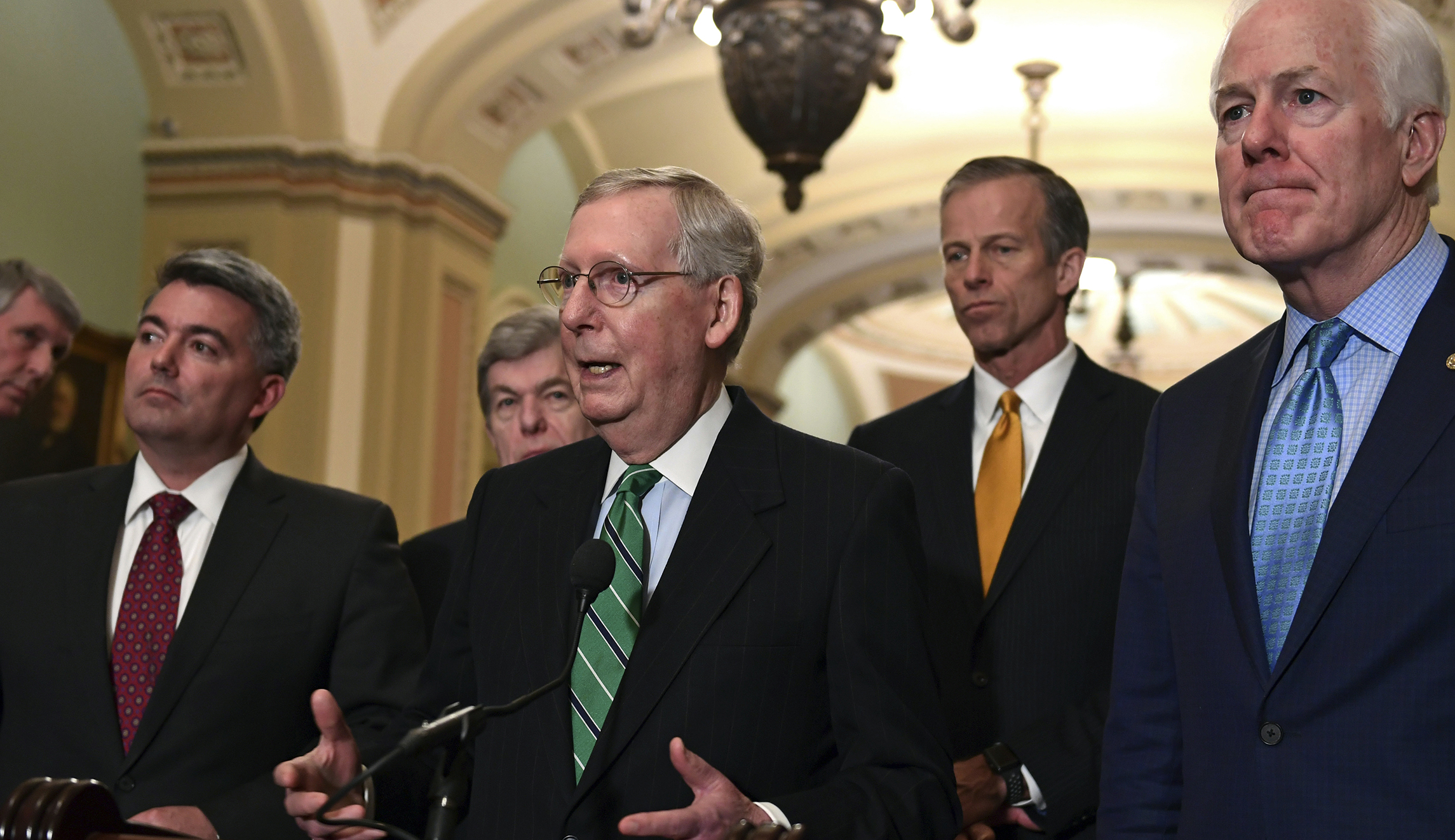 Senate mulls DACA extension, wall funding in March spending bill