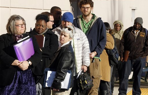 Obama stimulus price tag up to $831 billion