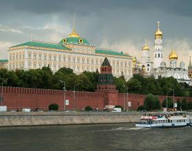 Suicide Bomber Attacks Russian Airport, Killing at Least 31