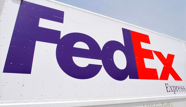 FedEx reports shipping slowdown and warns recession looms