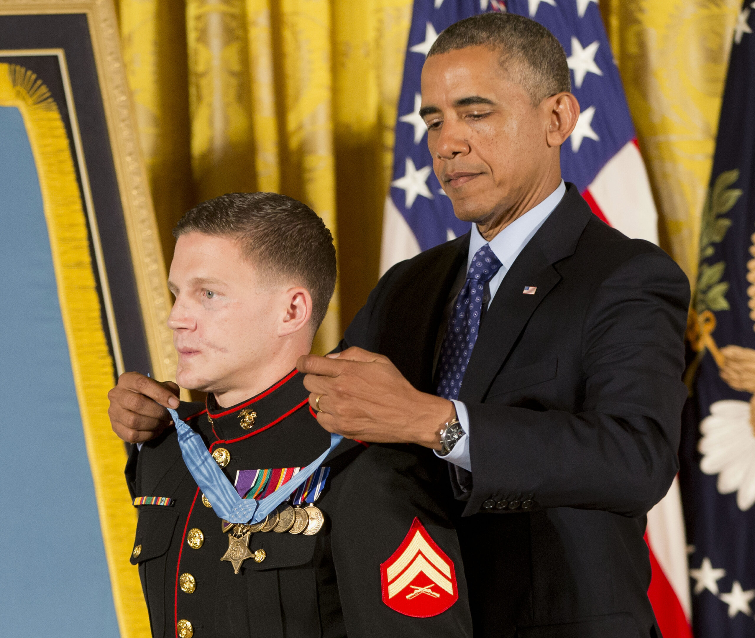 Afghanistan vet honored as new troops head to Iraq