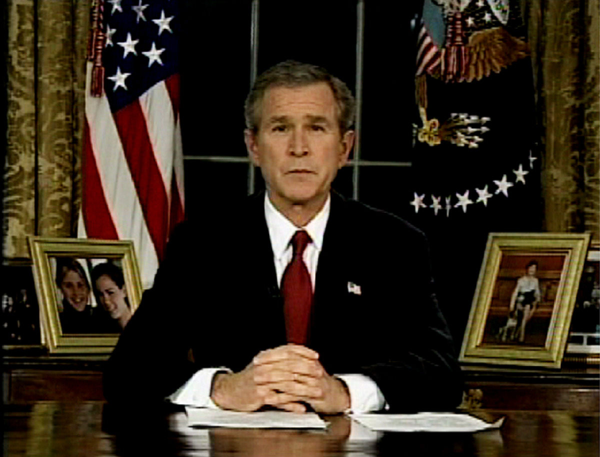 Difference aside, Iraq war haunts Obama on Syria