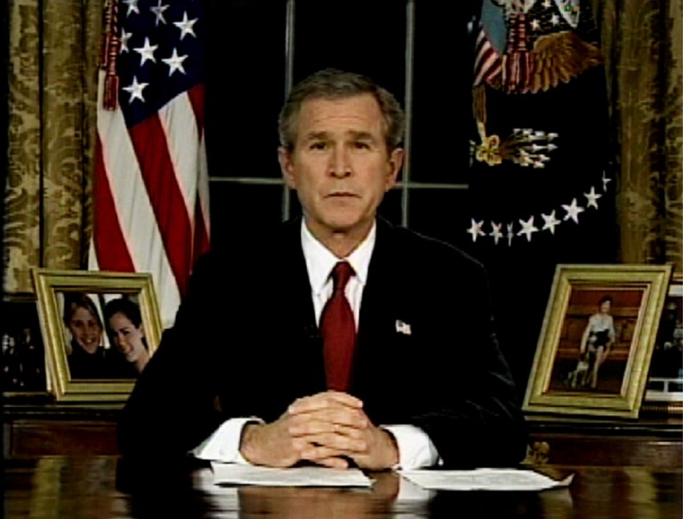 Difference aside, Iraq war haunts Obama on Syria