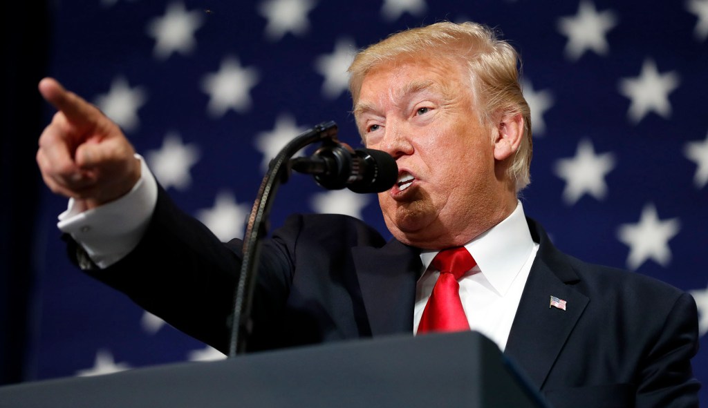 Trump forces midterm Republicans into an awkward situation