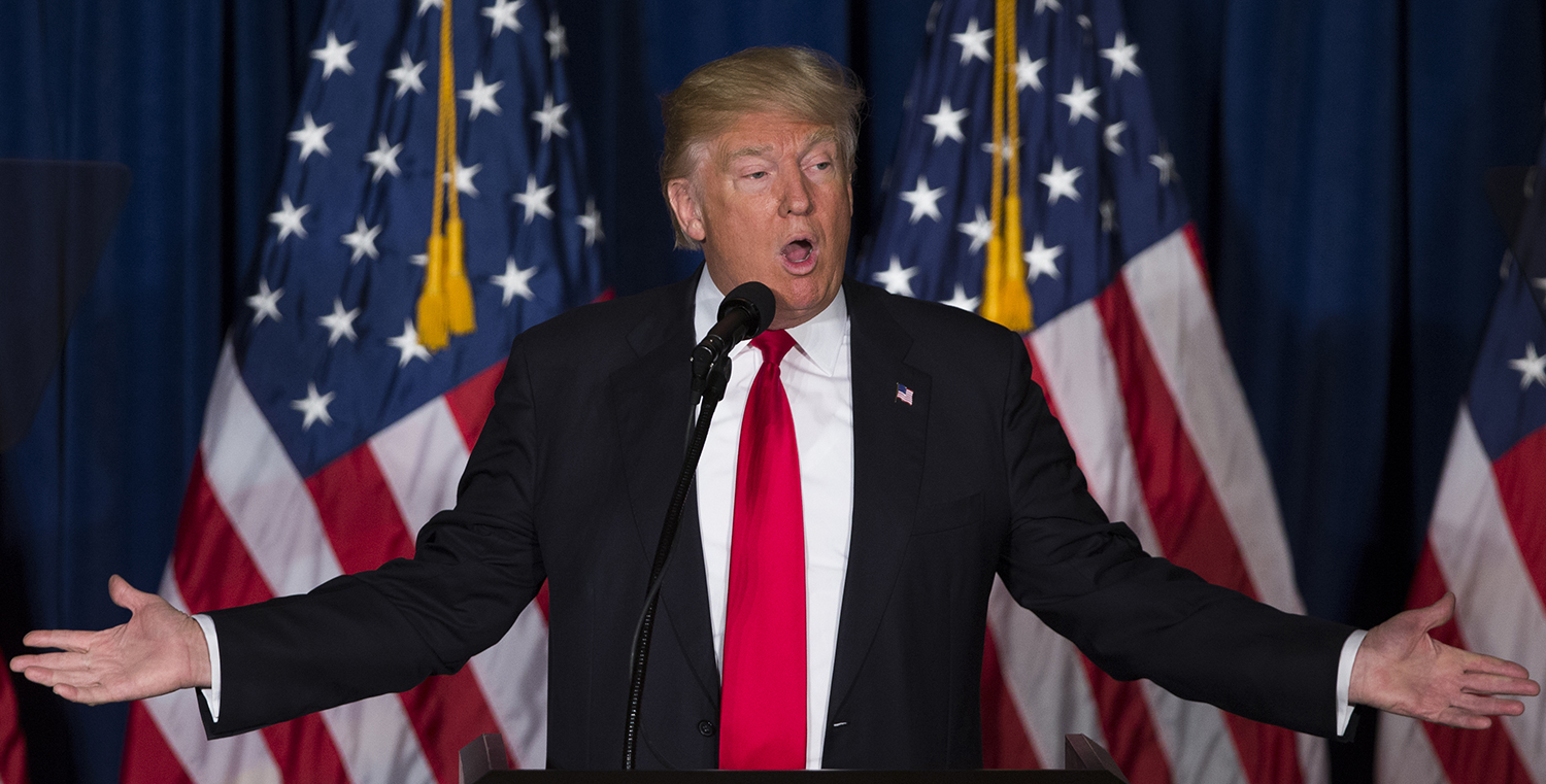 Trump entertains breaking up big banks with Glass-Steagall