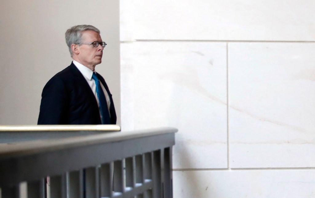 White House lawyer Emmet Flood departing