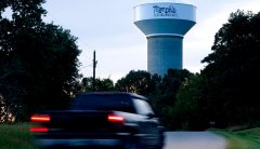 Ford announces new factories in shift toward electric vehicles