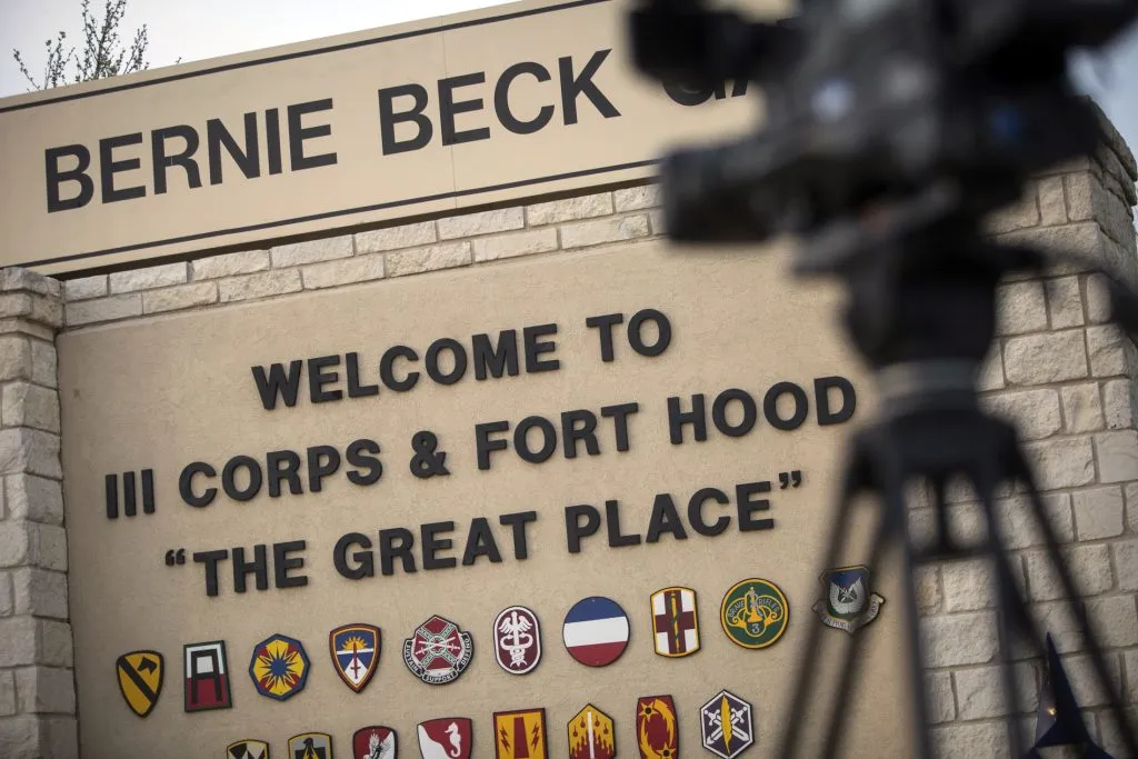Execute Nidal Hasan by firing squad, but don’t make it must-see-TV