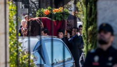 Spain removes body of dictator Gen. Francisco Franco from ornate mausoleum after 44 years