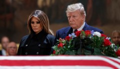 President Trump, first lady Melania Trump pay respects to George H.W. Bush