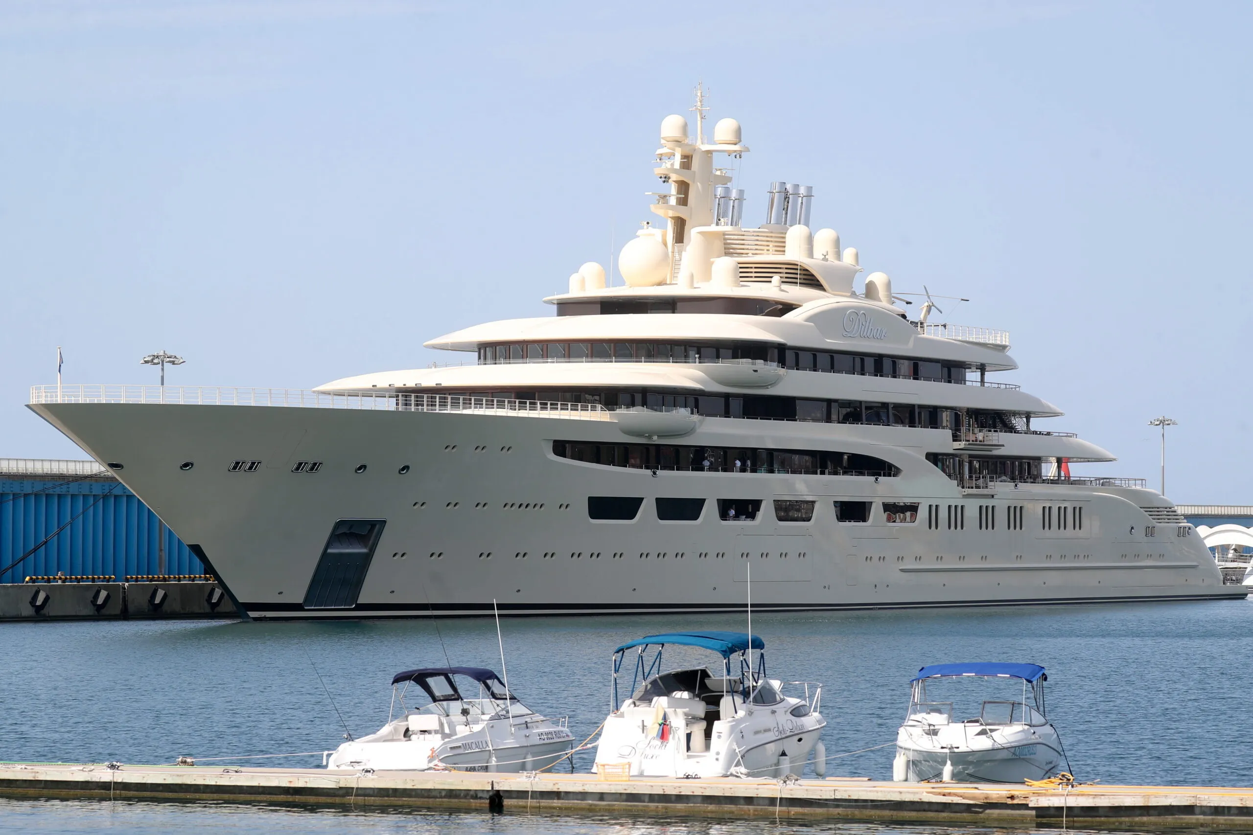Oligarch’s $750M yacht docked after unpaid crew jumps ship