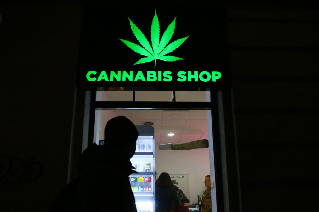 Congress could lift barrier between banks and marijuana