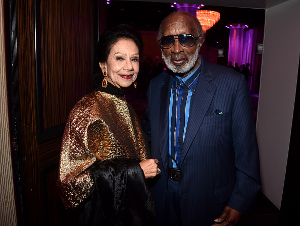 BEVERLY HILLS, CALIFORNIA - JANUARY 25: (L-R) Jacqueline Avant and Clarence Avant attend the Pre-GRAMMY Gala and GRAMMY Salute to Industry Icons Honoring Sean 