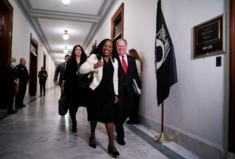 Senate Democrats gear up to secure Supreme Court confirmation win