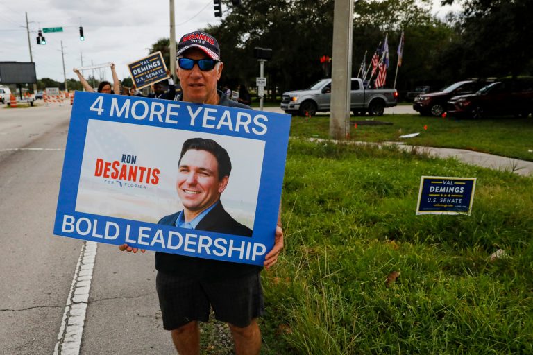 It looks like the Republican wave is coming in