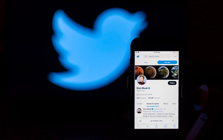 Twitter relaunches ‘Twitter Blue’ subscription service after botched rollout