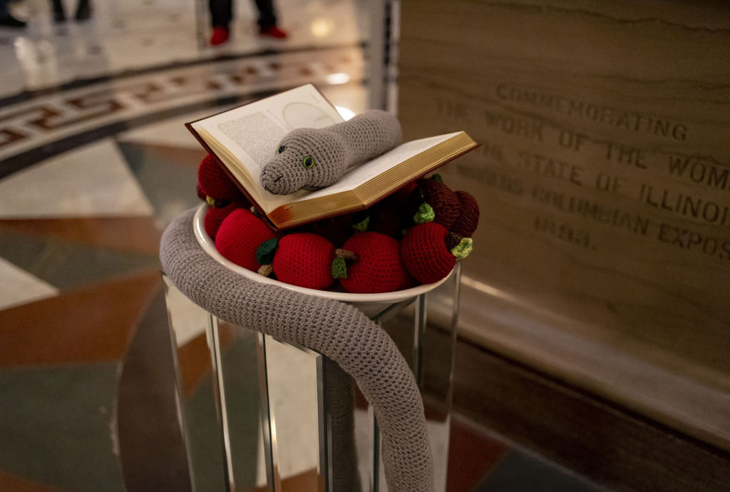 Illinois Satanic Temple debuts display at state Capitol next to Nativity scene