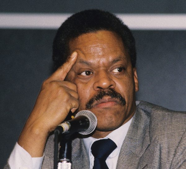 Former CNN anchor Bernard Shaw dead at 82