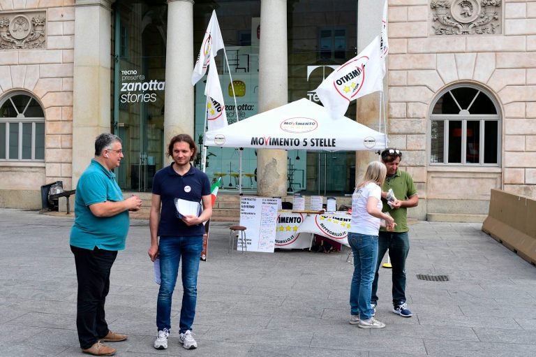Italy’s Establishment Runs Out of Tricks