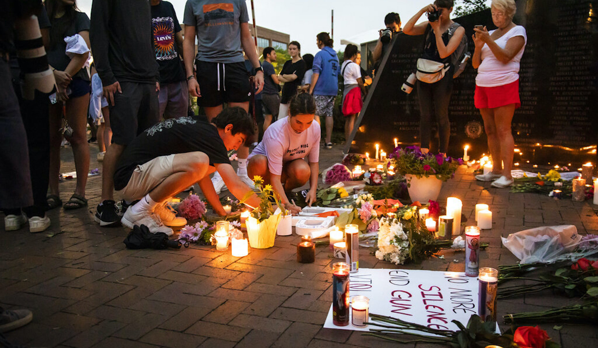 Gun law shown to be ineffective following Highland Park shooting