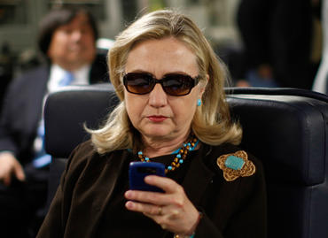 Email probe expands to Clinton Foundation fundraiser, Hillary aide