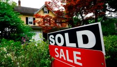 Mortgage rates have biggest weekly drop since 2008