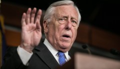 Hoyer: Trump conducting largest cover-up in history of the United States