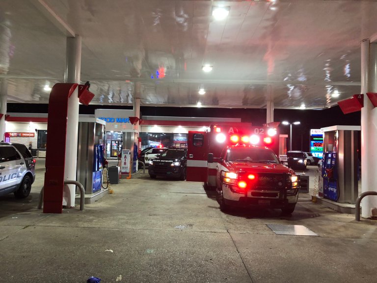 Armed suspect carjacks Houston ambulance with patient and EMT inside