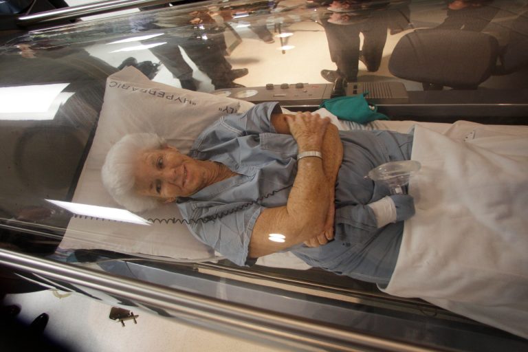 Hyperbaric oxygen therapy may help save COVID-19 patients