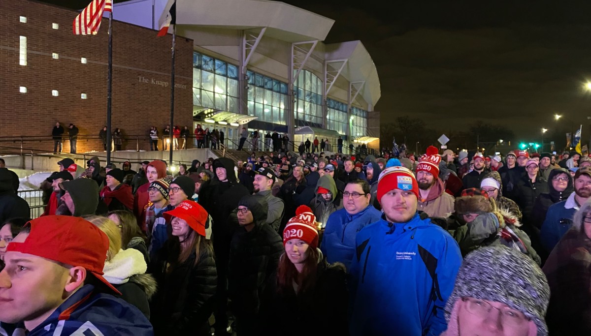 Why Trump's Des Moines rally should make Democrats nervous