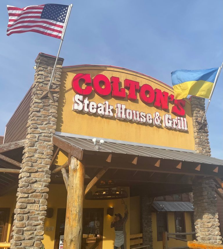 Restaurant manager says he received backlash after raising Ukrainian flag
