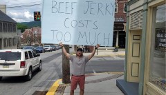 One sign at a time, Pennsylvania veteran makes the world a better place