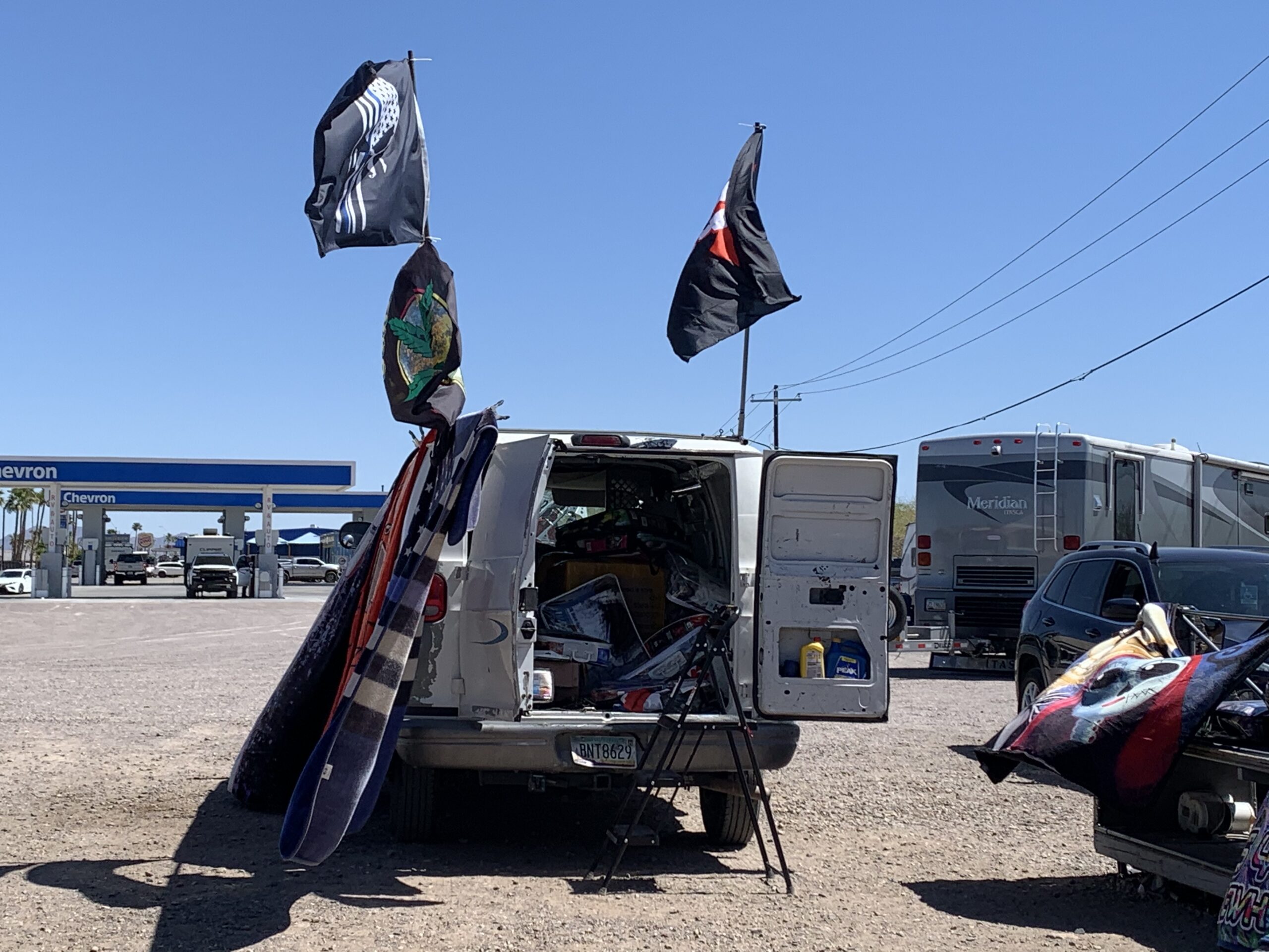 Border towns struggle to afford the surge