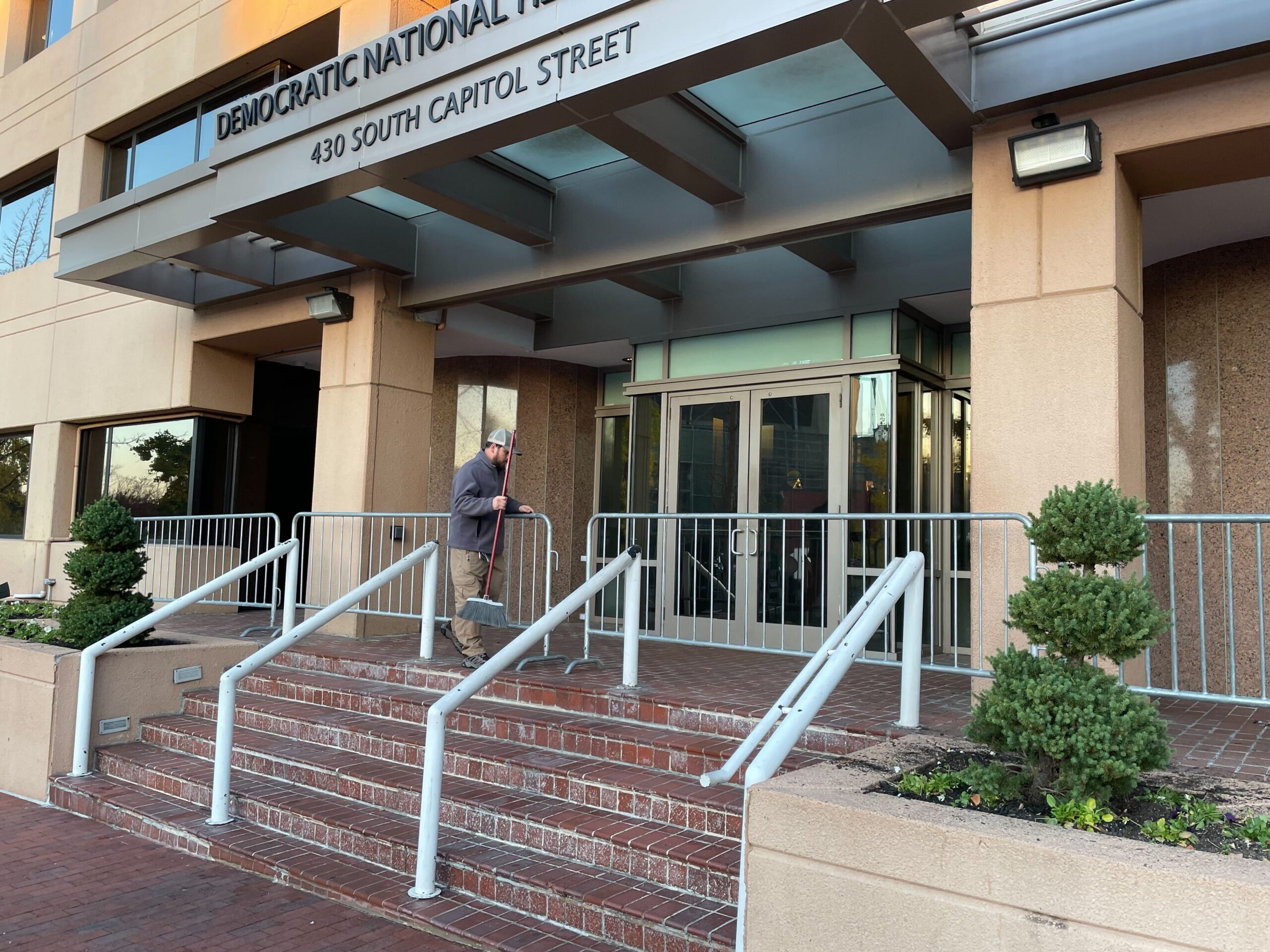 Cleanup underway after violent protest at DNC headquarters leaves six officers injured