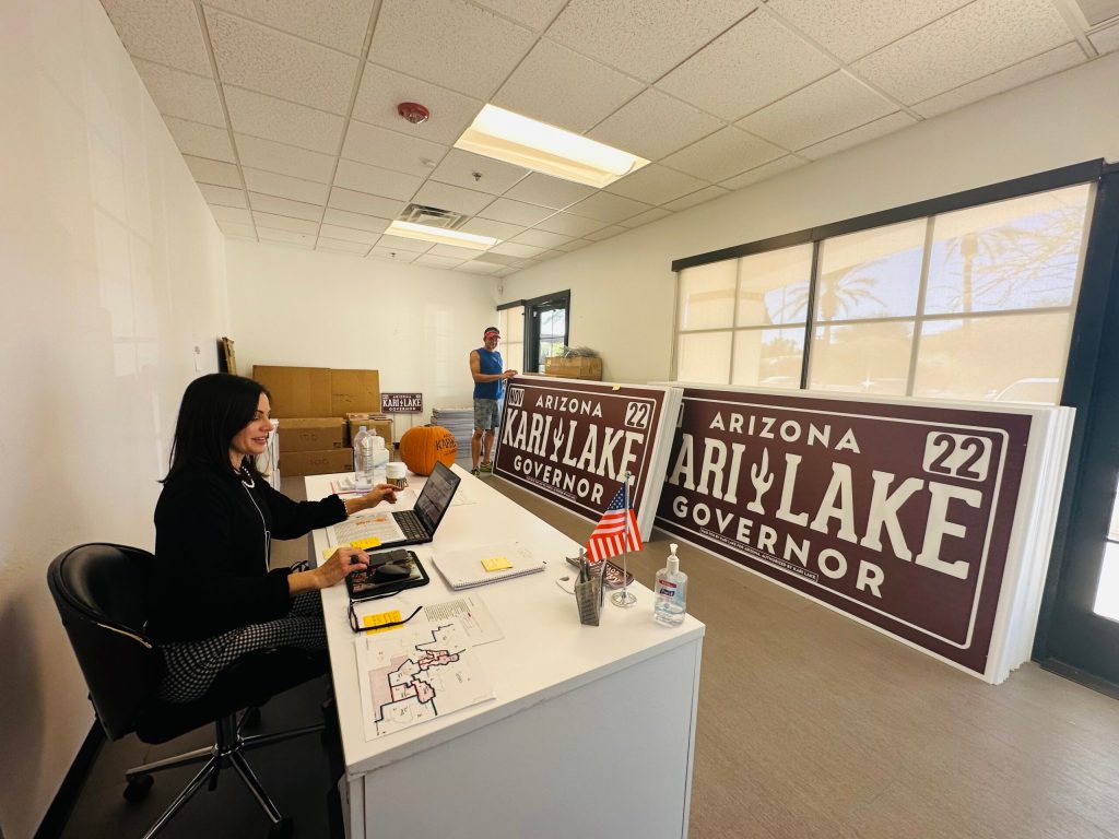 Inside Kari Lake’s unconventional campaign for Arizona governor