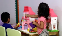 Daily flow of immigrant children to HHS cut nearly in half over the last week