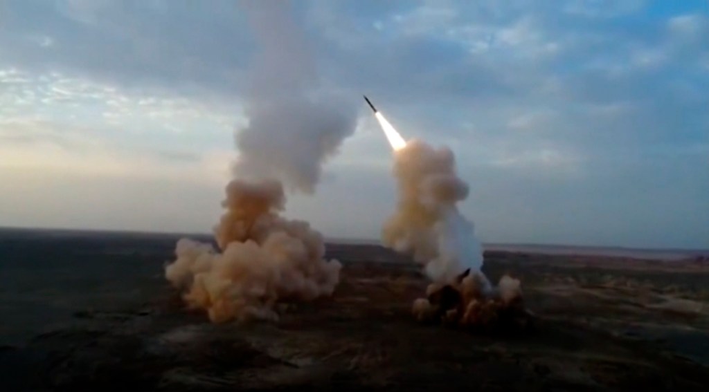Gulf Arabs endorse US push to extend Iran arms embargo