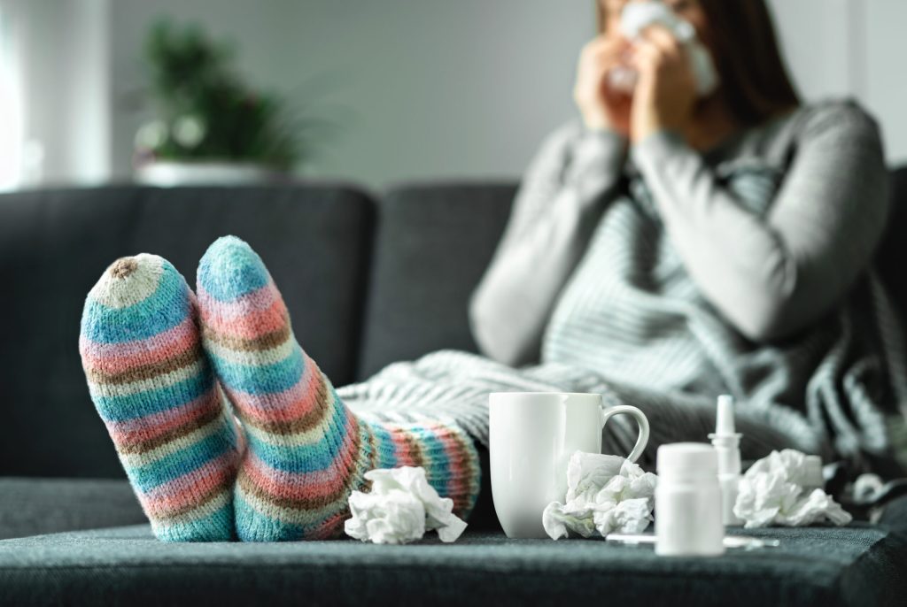 Doctors: Omicron symptoms are mostly cold-like
