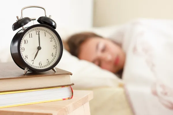 Daylight saving time: Health experts and lawmakers sound the alarm over changing the clocks