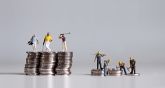 Under pandemic lockdowns, the rich got richer and the poor got crushed