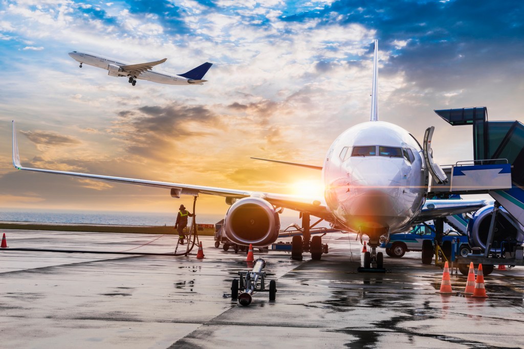 How the big airlines are using Uncle Sam to keep the cost of flying artificially high