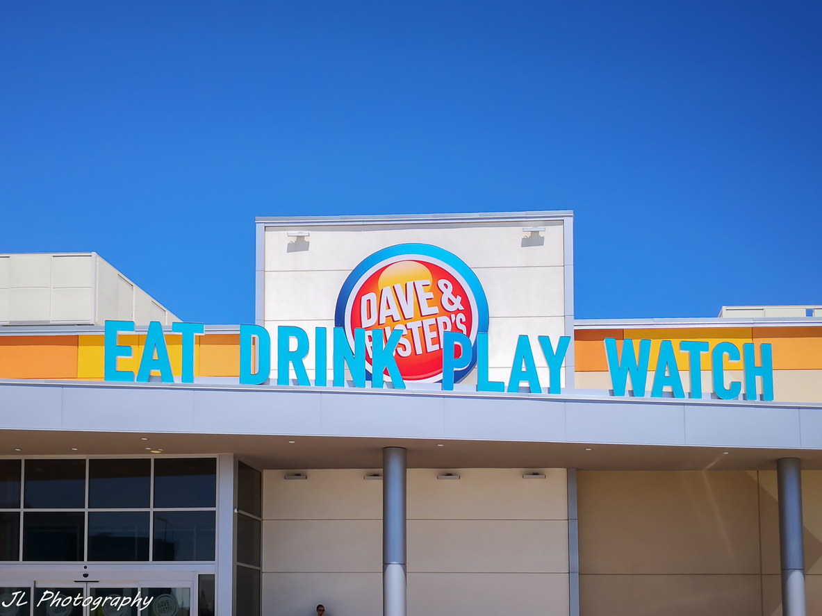 Conservatives call for Dave & Buster’s boycott over sponsoring ‘all ages’ drag show