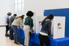 Census: Record 61M Hispanics in US, election impact looms