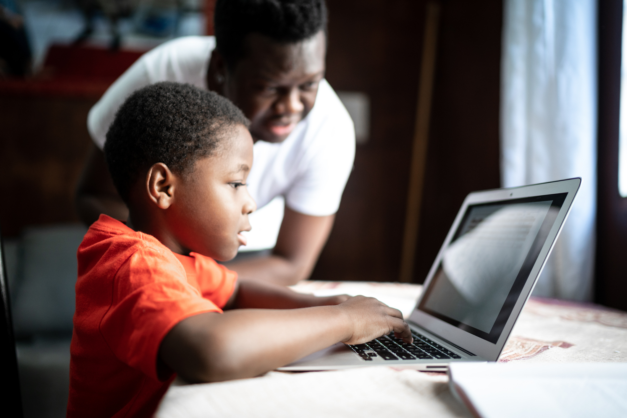 Remote learning produces more failing grades at some Illinois schools