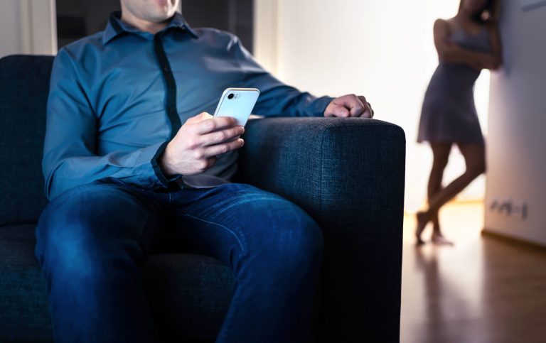 Tech addiction linked to less sex, strained marriages, and fear of divorce: Study