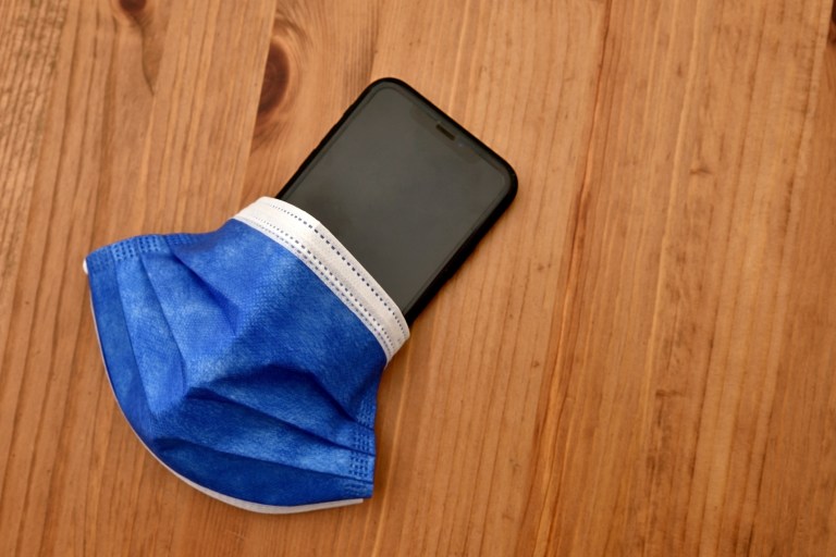 Ohio resident calls wrong Ottawa police in attempt to fight Canada’s mask mandate