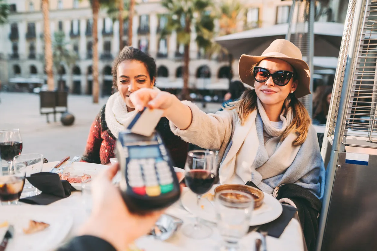 Consumer spending surprisingly robust despite inflation and interest rate hikes