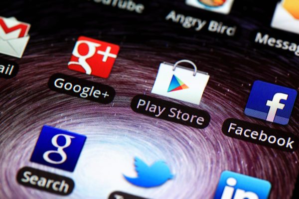 Google cuts RT and Sputnik apps from Play Store