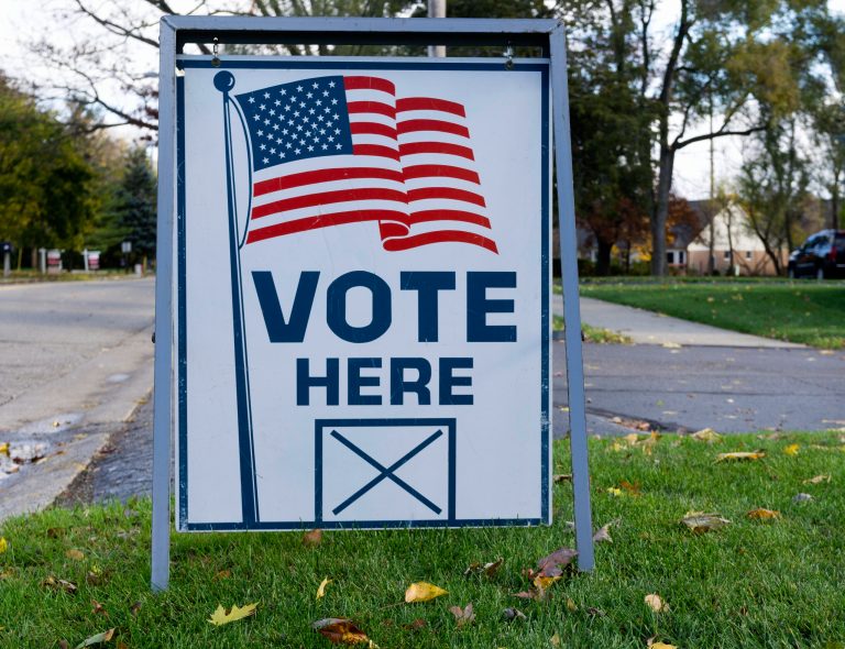 Democrats losing ground to Republicans in generic congressional election: Poll