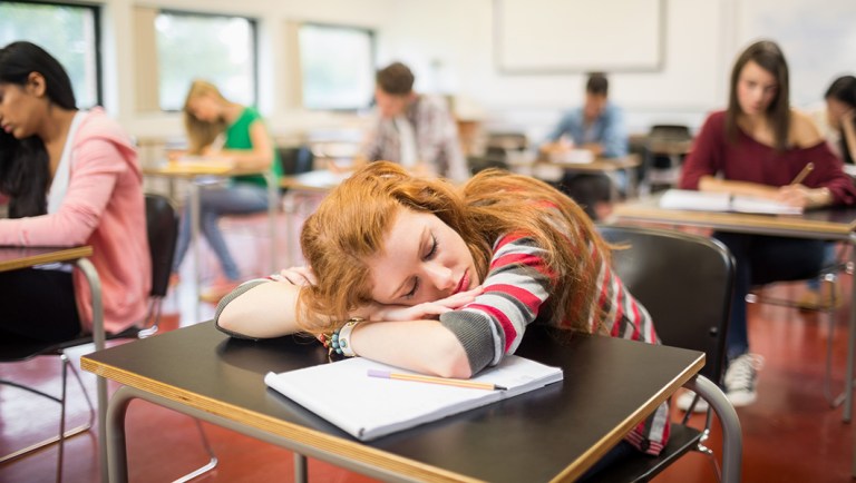 Professor gives extra credit to students for … sleeping
